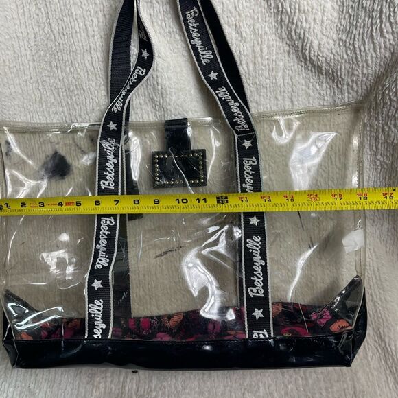 Betsey Johnson Transparent clear plastic XLTote with Black trim Accents - Picture 10 of 13